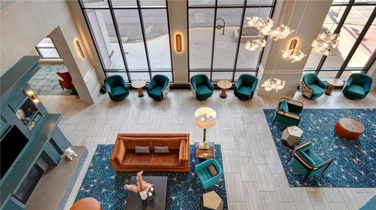 Hilton Garden Inn Terre Haute Lobby