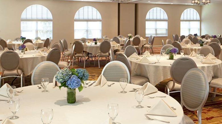 <b>DoubleTree by Hilton Hotel Cape Cod Meeting</b>. Images powered by <a href="https://iceportal.shijigroup.com/" title="IcePortal" target="_blank">IcePortal</a>.