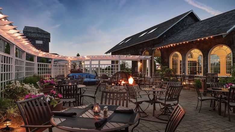 <b>DoubleTree by Hilton Hotel Cape Cod Restaurant</b>. Images powered by <a href="https://iceportal.shijigroup.com/" title="IcePortal" target="_blank">IcePortal</a>.