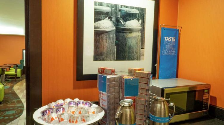 Hampton Inn Hazleton Restaurant