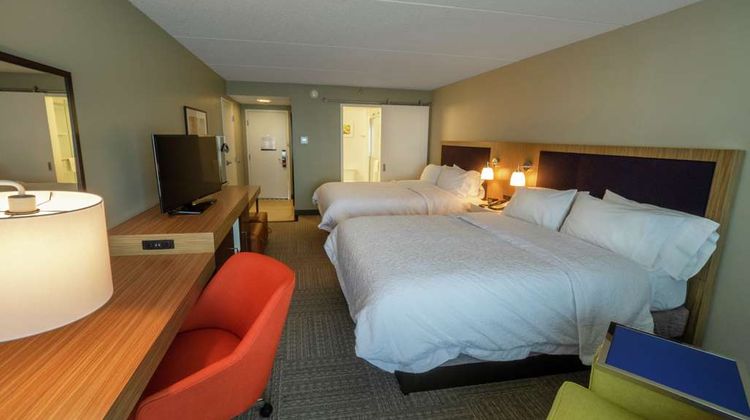 Hampton Inn Hazleton Room