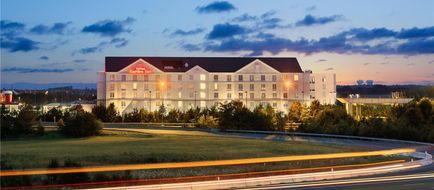 Hilton Garden Inn Dulles North Exterior