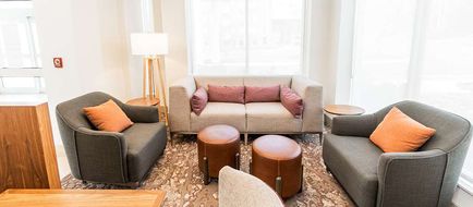 Hilton Garden Inn Fairfax Lobby