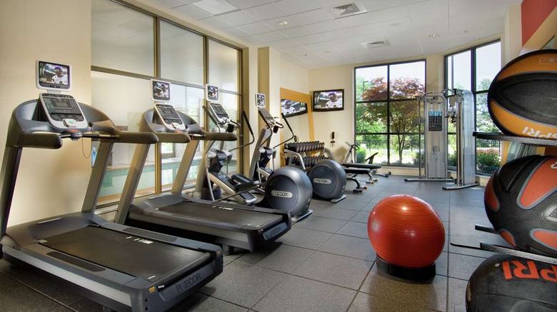 <b>Doubletree by Hilton Sterling Dulles Health</b>. Images powered by <a href="https://iceportal.shijigroup.com/" title="IcePortal" target="_blank">IcePortal</a>.