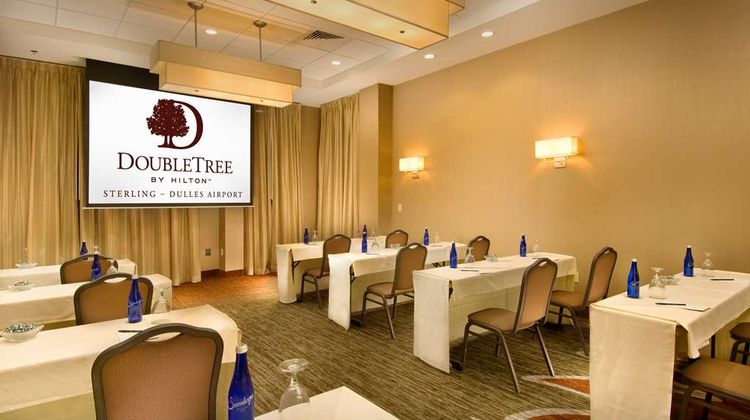 Doubletree by Hilton Sterling Dulles Meeting