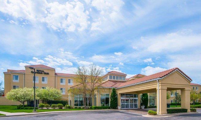 Hilton Garden Inn Wichita Exterior