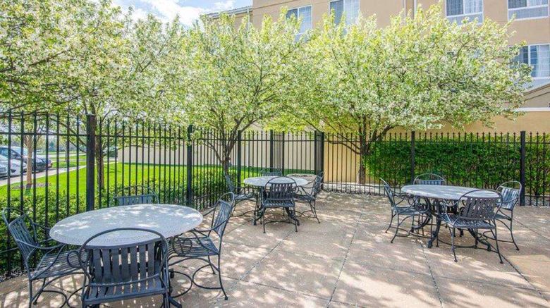 <b>Hilton Garden Inn Wichita Exterior</b>. Images powered by <a href="https://iceportal.shijigroup.com/" title="IcePortal" target="_blank">IcePortal</a>.