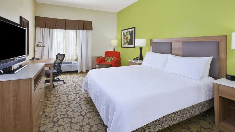 <b>Hilton Garden Inn Wichita Room</b>. Images powered by <a href="https://iceportal.shijigroup.com/" title="IcePortal" target="_blank">IcePortal</a>.