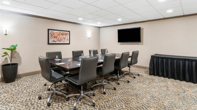 DoubleTree by Hilton Hotel Wilmington Meeting