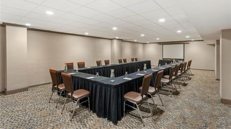 DoubleTree by Hilton Hotel Wilmington Meeting