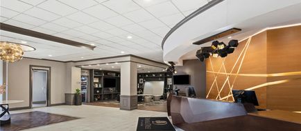 DoubleTree by Hilton Hotel Wilmington Lobby