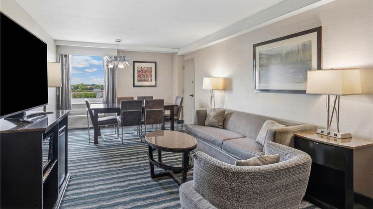 DoubleTree by Hilton Hotel Wilmington Room
