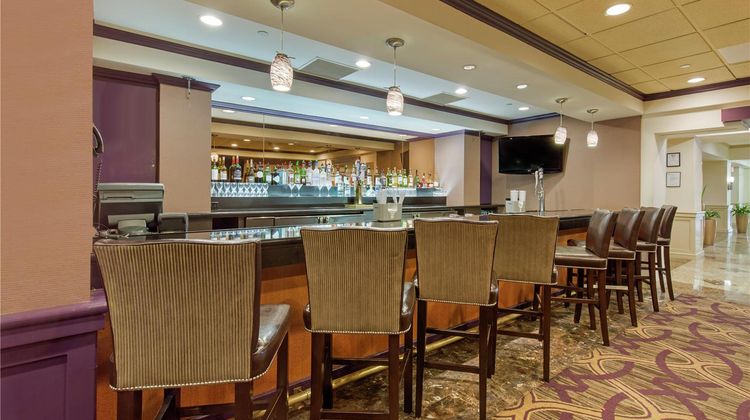 Doubletree Hotel Downtown Wilmington Lobby