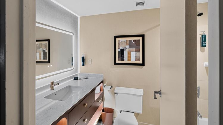 Doubletree Hotel Downtown Wilmington Room