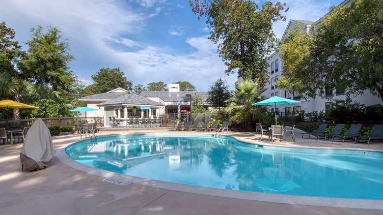 <b>Hampton Inn & Suites Wrightsville Beach Pool</b>. Images powered by <a href="https://iceportal.shijigroup.com/" title="IcePortal" target="_blank">IcePortal</a>.