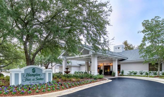 Hampton Inn & Suites Wrightsville Beach Exterior