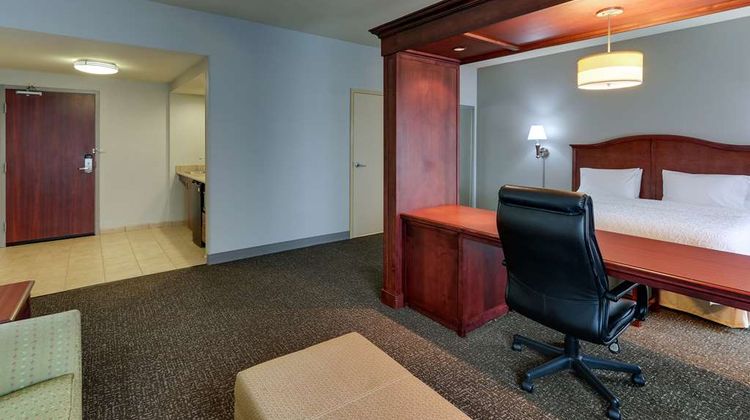 Hampton Inn & Suites Indianapolis Arpt Room