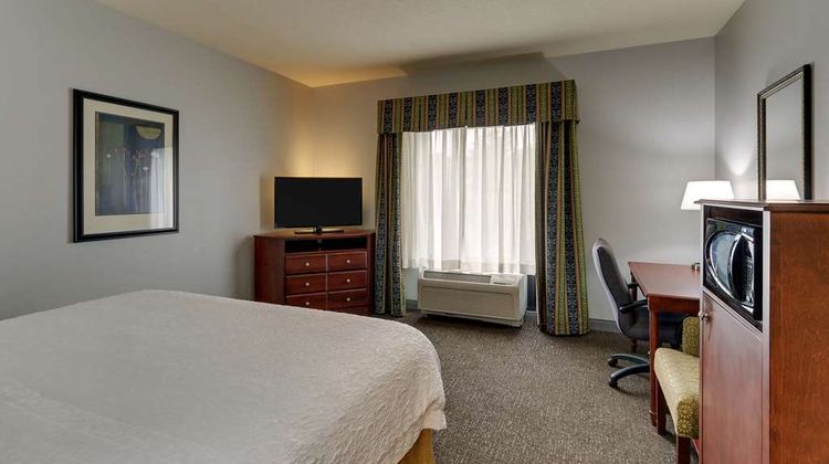Hampton Inn & Suites Indianapolis Arpt Room