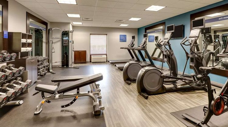 Hampton Inn & Suites Indianapolis Arpt Health