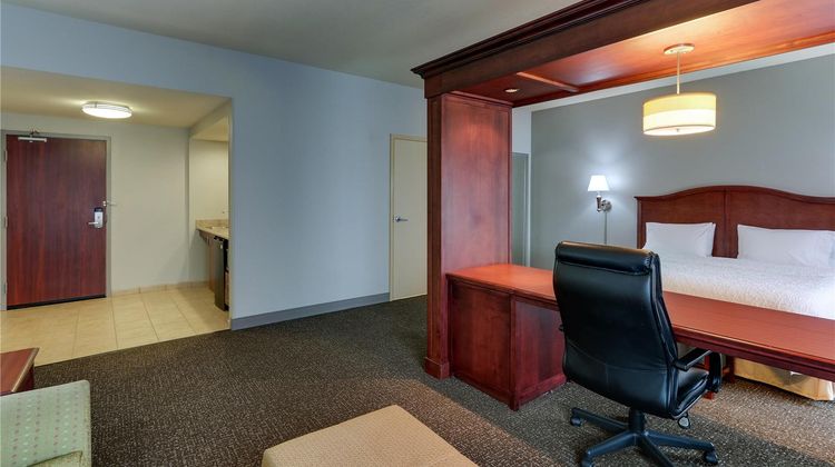 Hampton Inn & Suites Indianapolis Arpt Room