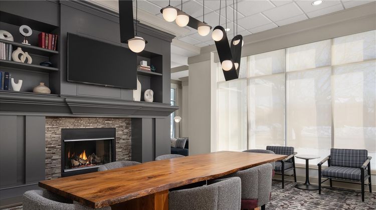 Hilton Garden Inn Indianapolis/Carmel Lobby