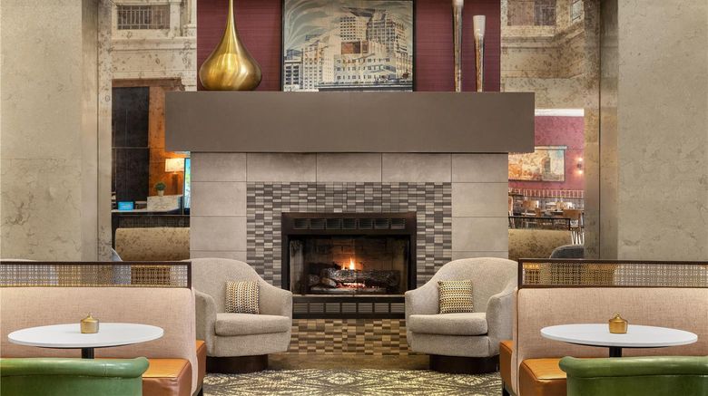 <b>Hilton Garden Inn Indianapolis Downtown Lobby</b>. Images powered by <a href="https://iceportal.shijigroup.com/" title="IcePortal" target="_blank">IcePortal</a>.