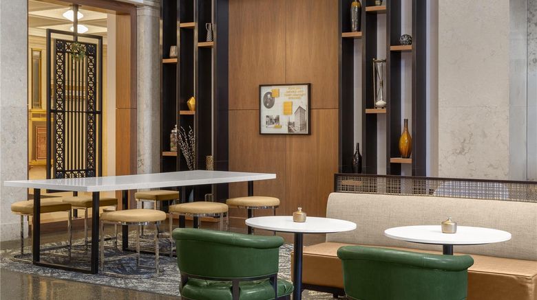 <b>Hilton Garden Inn Indianapolis Downtown Lobby</b>. Images powered by <a href="https://iceportal.shijigroup.com/" title="IcePortal" target="_blank">IcePortal</a>.