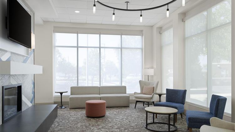 Hilton Garden Inn Northeast/Fishers Lobby