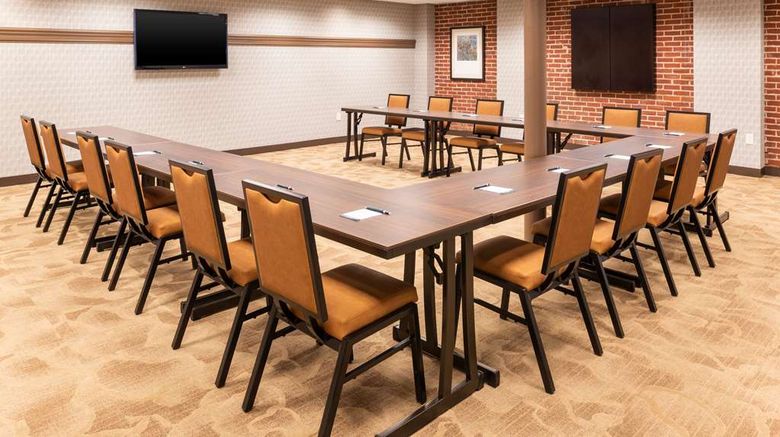 <b>Homewood Suites Indianapolis Downtown Meeting</b>. Images powered by <a href="https://iceportal.shijigroup.com/" title="IcePortal" target="_blank">IcePortal</a>.