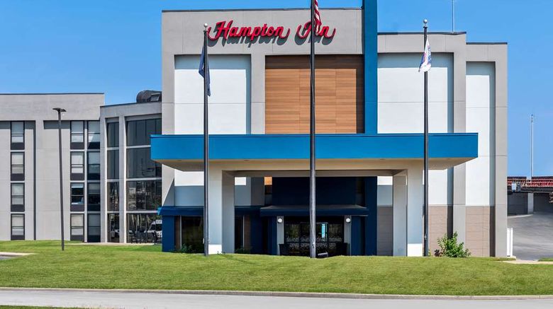 <b>Hampton Inn Indianapolis-NE/Castleton Exterior</b>. Images powered by <a href="https://iceportal.shijigroup.com/" title="IcePortal" target="_blank">IcePortal</a>.