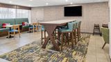 <b>Hampton Inn Indianapolis-NE/Castleton Restaurant</b>. Images powered by <a href="https://iceportal.shijigroup.com/" title="IcePortal" target="_blank">IcePortal</a>.