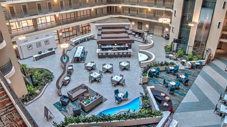 Embassy Suites Indianapolis - North Lobby