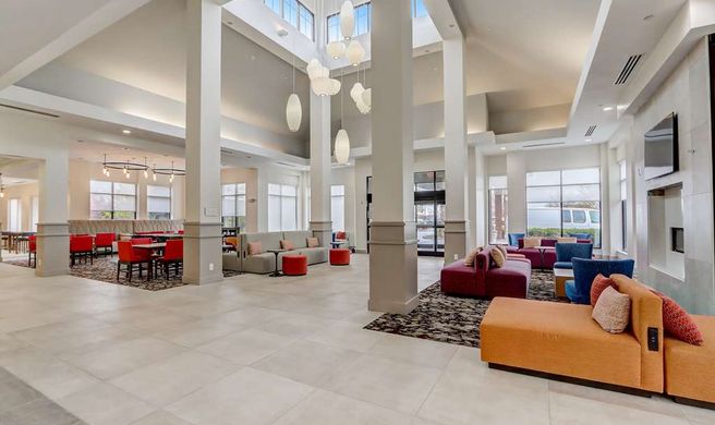 Hilton Garden Inn - Indianapolis/NW Lobby