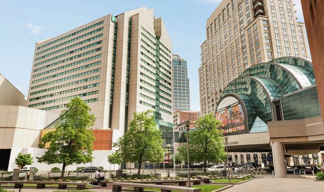 Embassy Suites Indianapolis – Downtown Exterior