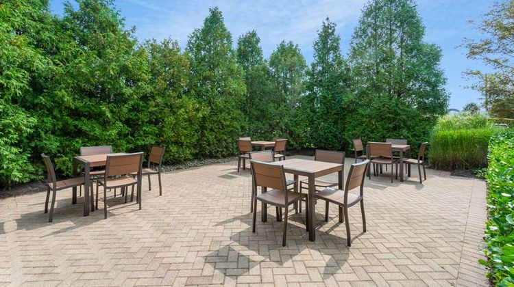 Hilton Garden Inn Islip/MacArthur Airpor Exterior