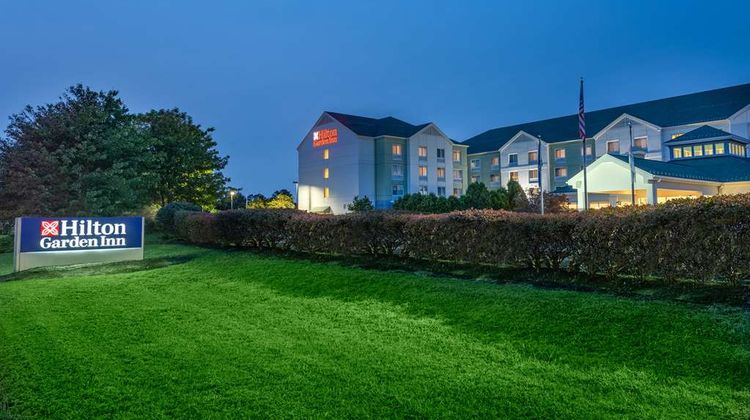Hilton Garden Inn Islip/MacArthur Airpor Exterior