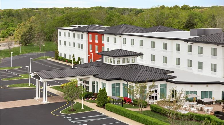 Hilton Garden Inn Riverhead Exterior. Images powered by <a href="https://iceportal.shijigroup.com" target="_blank" rel="noopener">Ice Portal</a>.