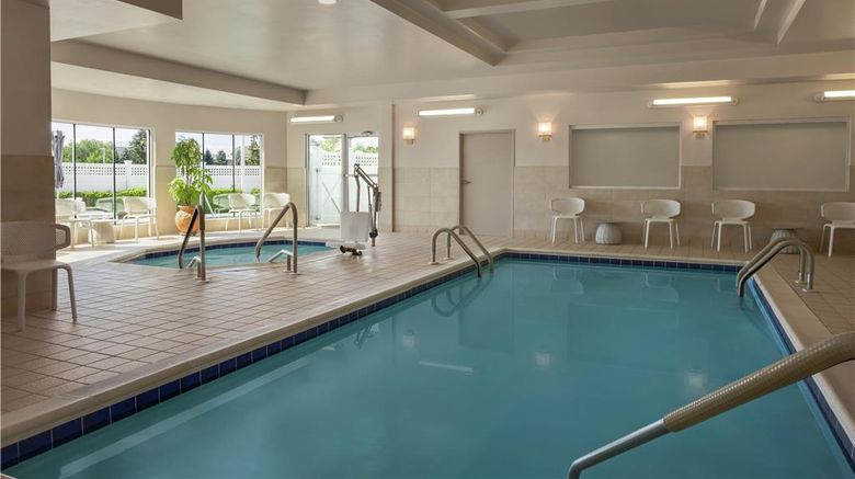 <b>Hilton Garden Inn Riverhead Pool</b>. Images powered by <a href="https://iceportal.shijigroup.com/" title="IcePortal" target="_blank">IcePortal</a>.