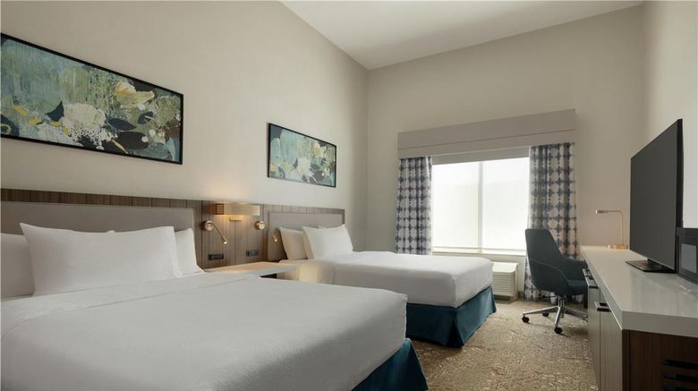 <b>Hilton Garden Inn Riverhead Room</b>. Images powered by <a href="https://iceportal.shijigroup.com/" title="IcePortal" target="_blank">IcePortal</a>.