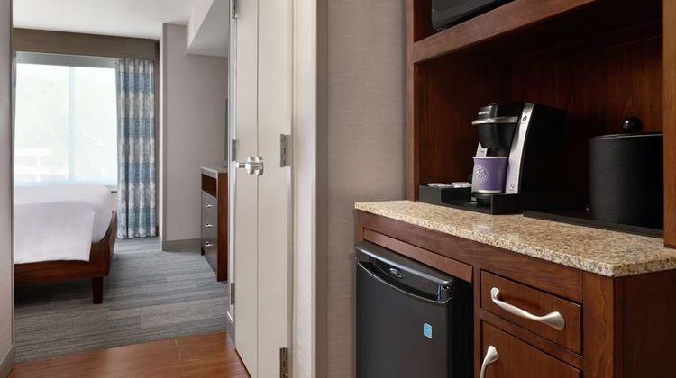 Hilton Garden Inn Stony Brook Room