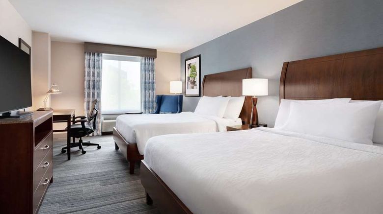 <b>Hilton Garden Inn Stony Brook Room</b>. Images powered by <a href="https://iceportal.shijigroup.com/" title="IcePortal" target="_blank">IcePortal</a>.