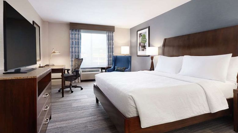 <b>Hilton Garden Inn Stony Brook Room</b>. Images powered by <a href="https://iceportal.shijigroup.com/" title="IcePortal" target="_blank">IcePortal</a>.