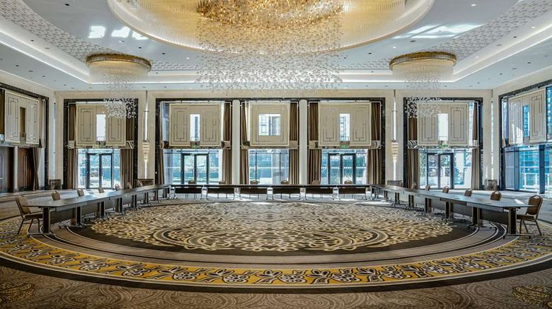 <b>Hilton Istanbul Bomonti Hotel Meeting</b>. Images powered by <a href="https://iceportal.shijigroup.com/" title="IcePortal" target="_blank">IcePortal</a>.
