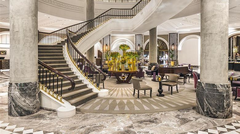 <b>Conrad Istanbul Bosphorus Lobby</b>. Images powered by <a href="https://iceportal.shijigroup.com/" title="IcePortal" target="_blank">IcePortal</a>.