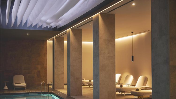 Conrad Istanbul Bosphorus Pool