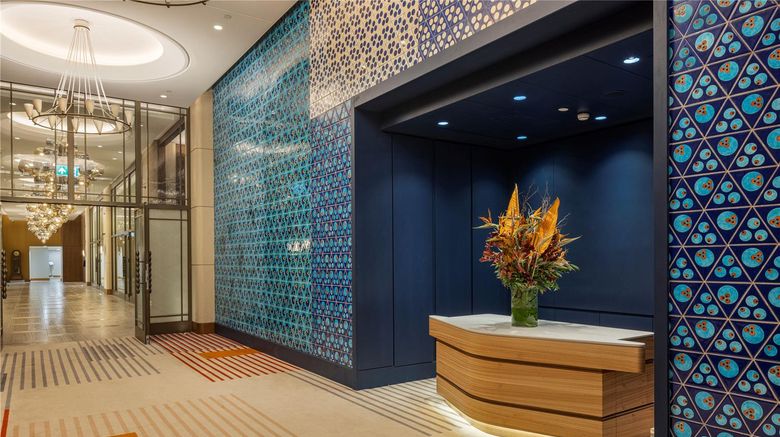 <b>Hilton Istanbul Bosphorus Lobby</b>. Images powered by <a href="https://iceportal.shijigroup.com/" title="IcePortal" target="_blank">IcePortal</a>.