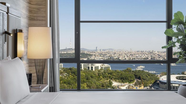 <b>Hilton Istanbul Bosphorus Room</b>. Images powered by <a href="https://iceportal.shijigroup.com/" title="IcePortal" target="_blank">IcePortal</a>.