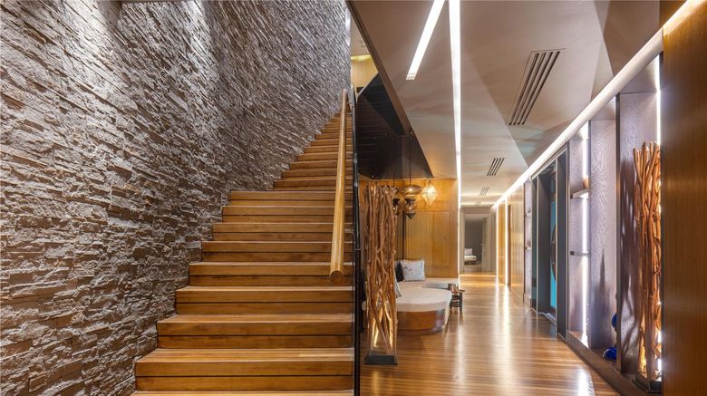 <b>DoubleTree by Hilton Istanbul - Moda Lobby</b>. Images powered by <a href="https://iceportal.shijigroup.com/" title="IcePortal" target="_blank">IcePortal</a>.