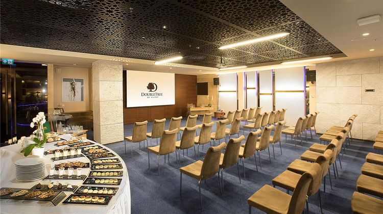 DoubleTree by Hilton Istanbul - Old Town Meeting