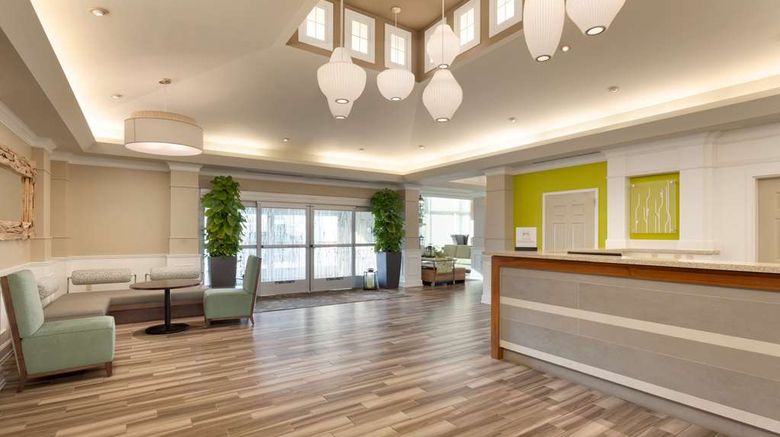 <b>Hilton Garden Inn Ithaca Lobby</b>. Images powered by <a href="https://iceportal.shijigroup.com/" title="IcePortal" target="_blank">IcePortal</a>.